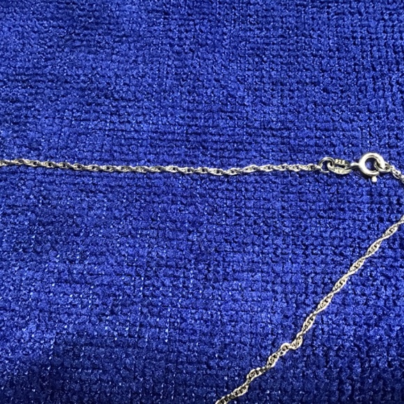 Contemporary Set, sterling silver chain with pendant and earrings - Picture 6 of 13